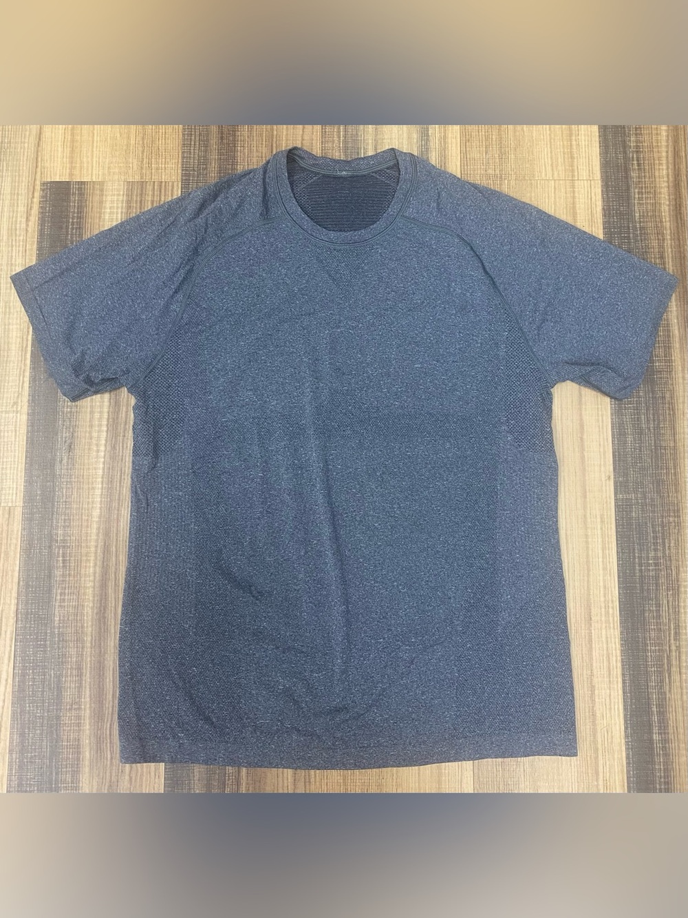 Lululemon Lisence To Train Vent Tech T Shirt Gray Men’s Sz Large